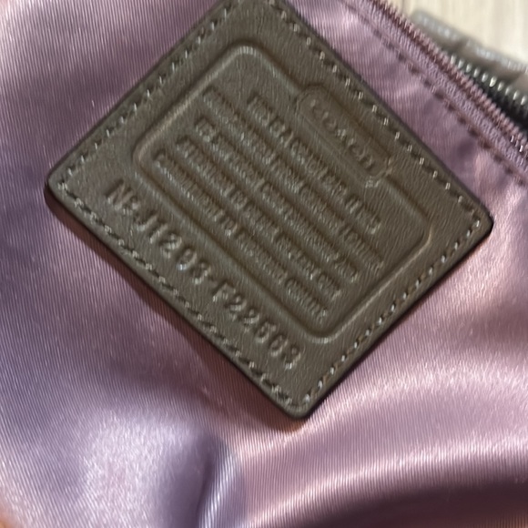 Authentic Coach bag - Picture 9 of 12
